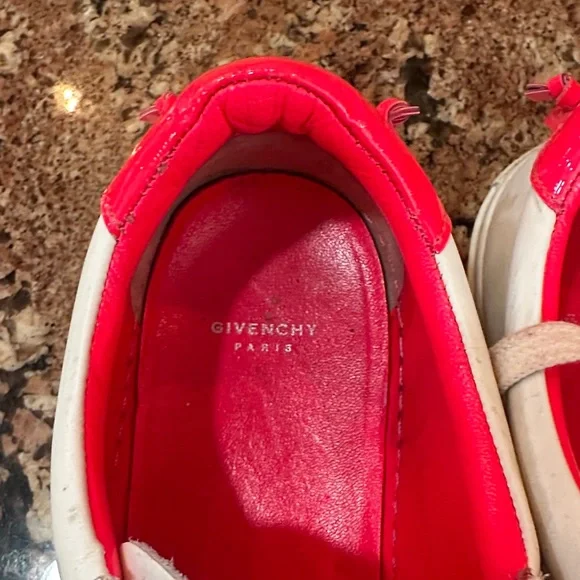 Givenchy White and Pink Lace-Up Sneakers - Picture 2 of 10